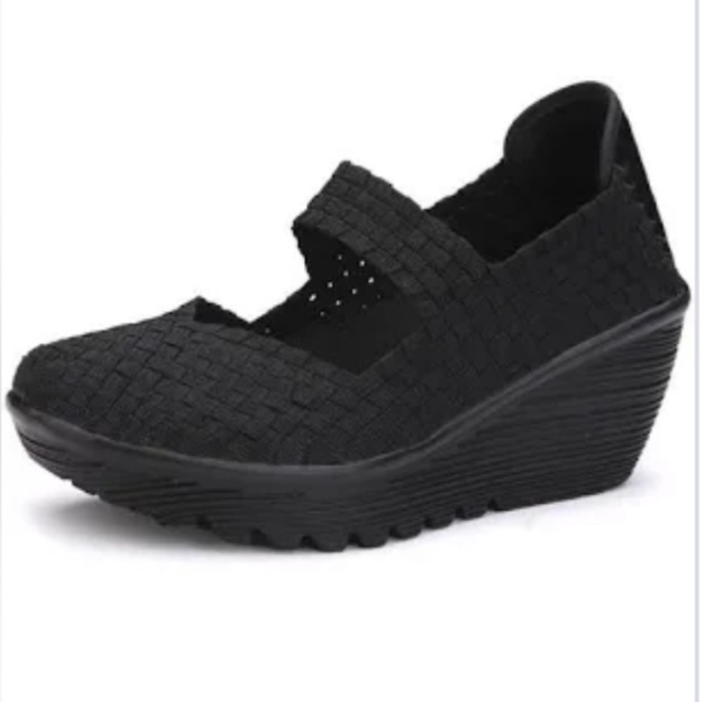 Bernie Mev BM Mary Jane Wedge Shoes Size 38 (US 7.5-8) Black Stretch